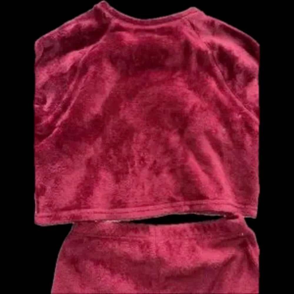 Adorable brand new small justice set of shorts and a top extra plush and soft !